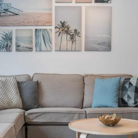Residencial Candelarias 30 *
